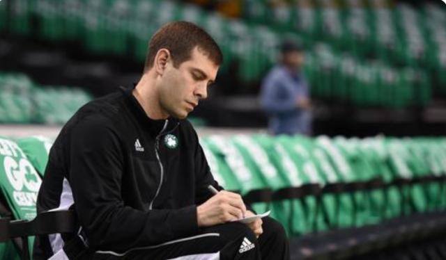 星空体育下载-史蒂文斯：凯尔特人要打团队篮球 送走沃克不容易